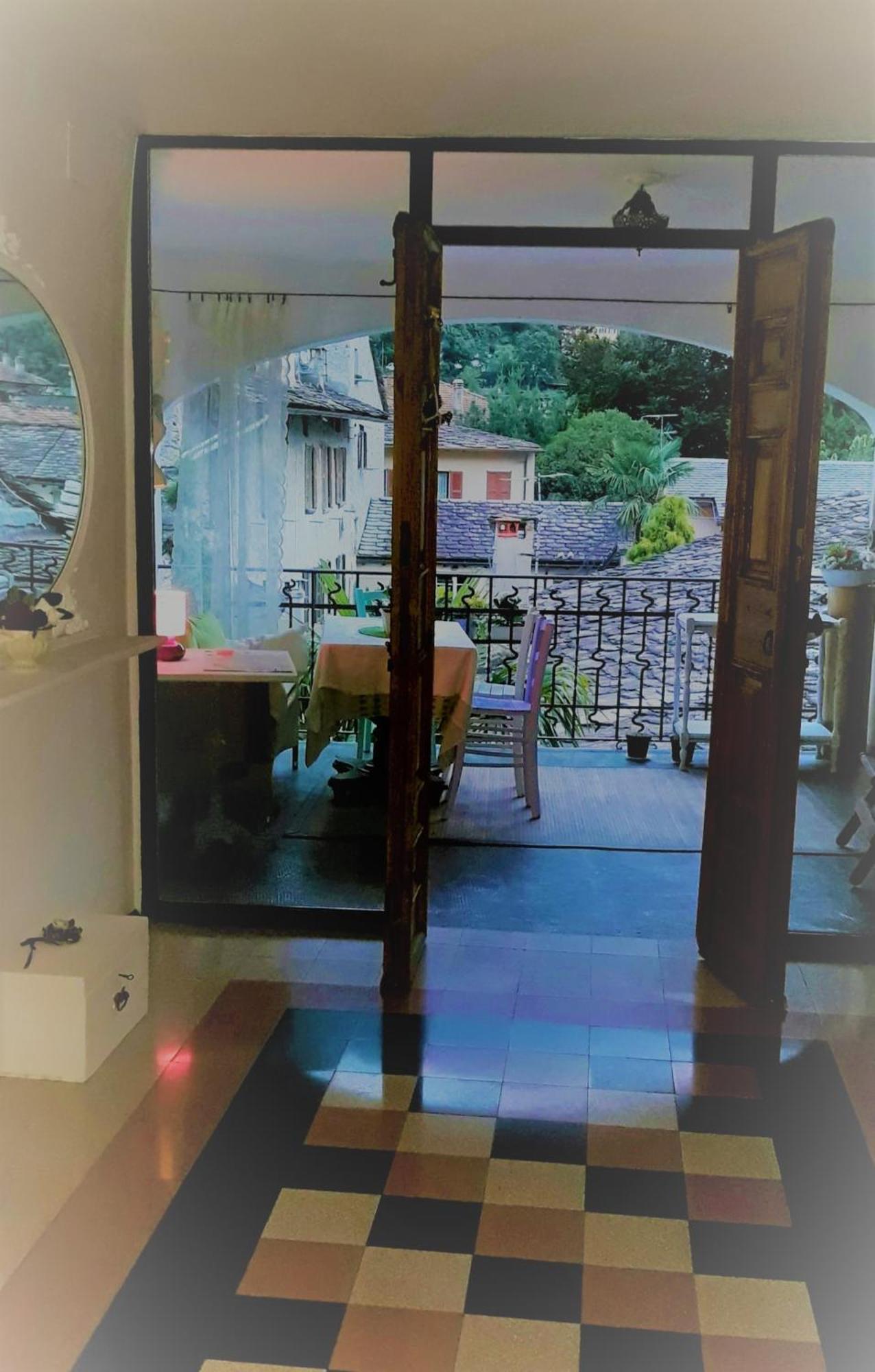 Bb Chiavenna Centro Storico Acomodação com café da manhã Exterior foto